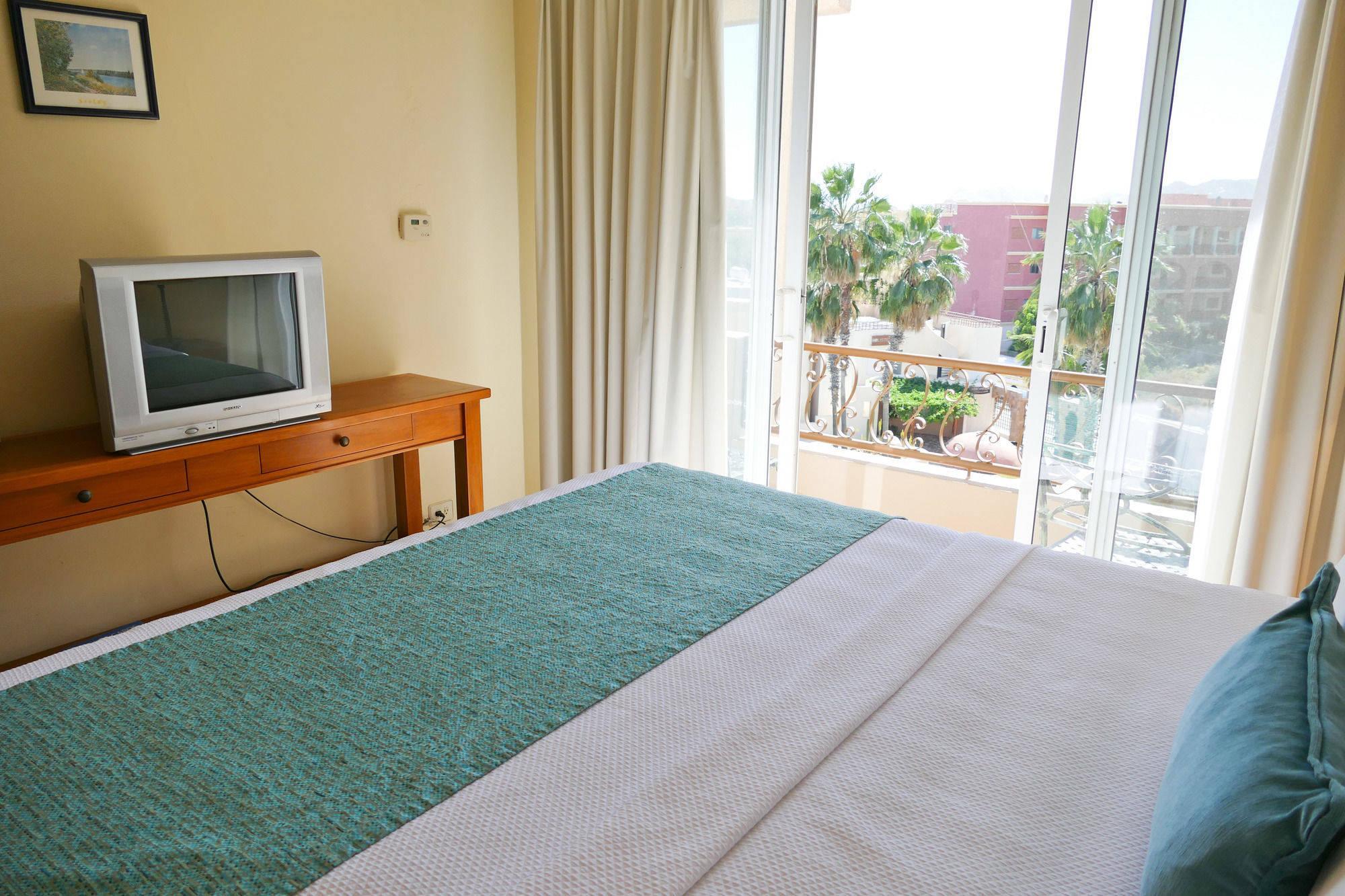 El Ameyal Hotel And Family Suites Cabo San Lucas Bagian luar foto